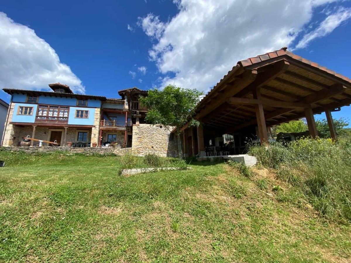 Casa Rural El Bohío Arriondas Exterior foto